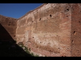 04144 ostia - regio i - insula viii - piccolo mercato (i,viii,1) - raeume an der via delle casette repubblicane - raum 2 - ostseite - 09-2022.jpg